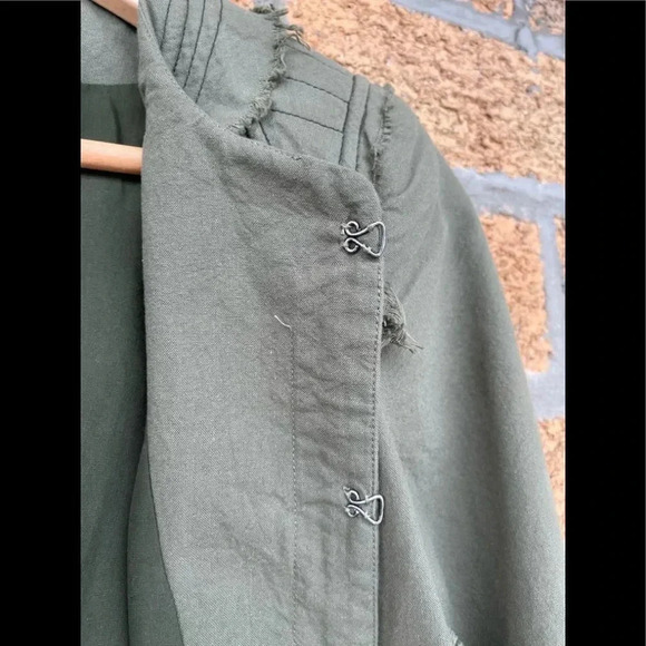 Elizabeth and James
Olive DistressedMilitaryJacket  - Picture 5 of 10